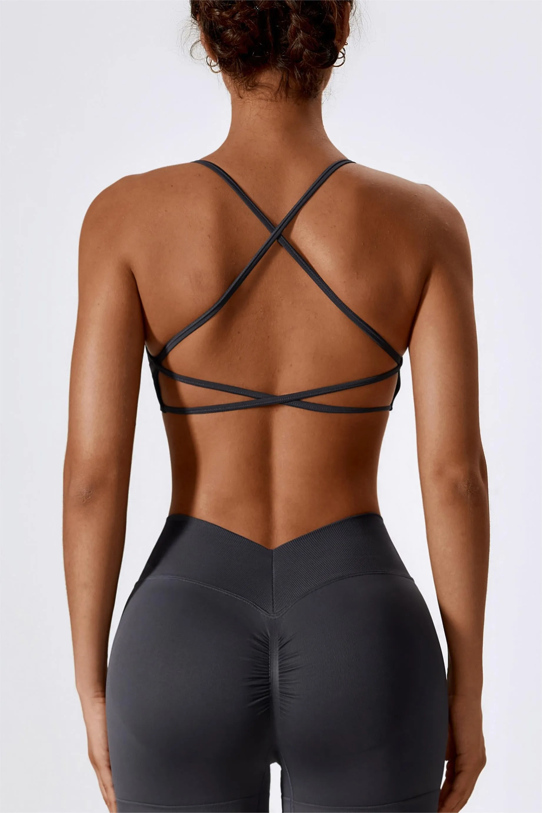 Chic Strappy Back Seamless Sports Bra