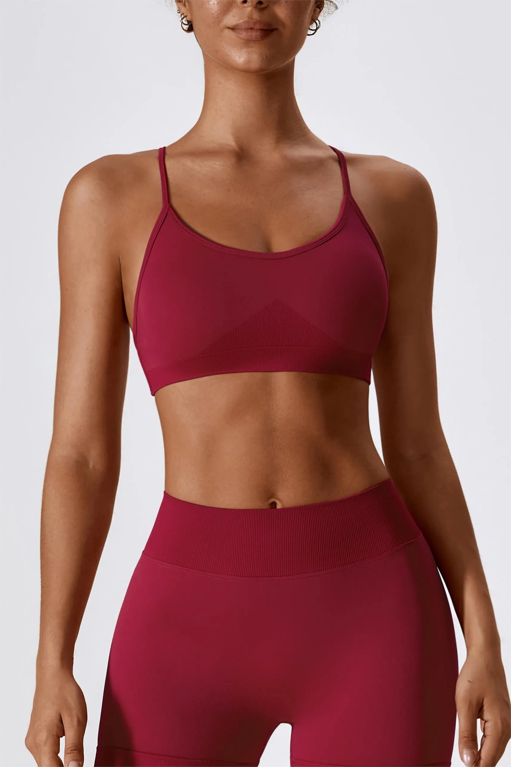 Chic Strappy Back Seamless Sports Bra