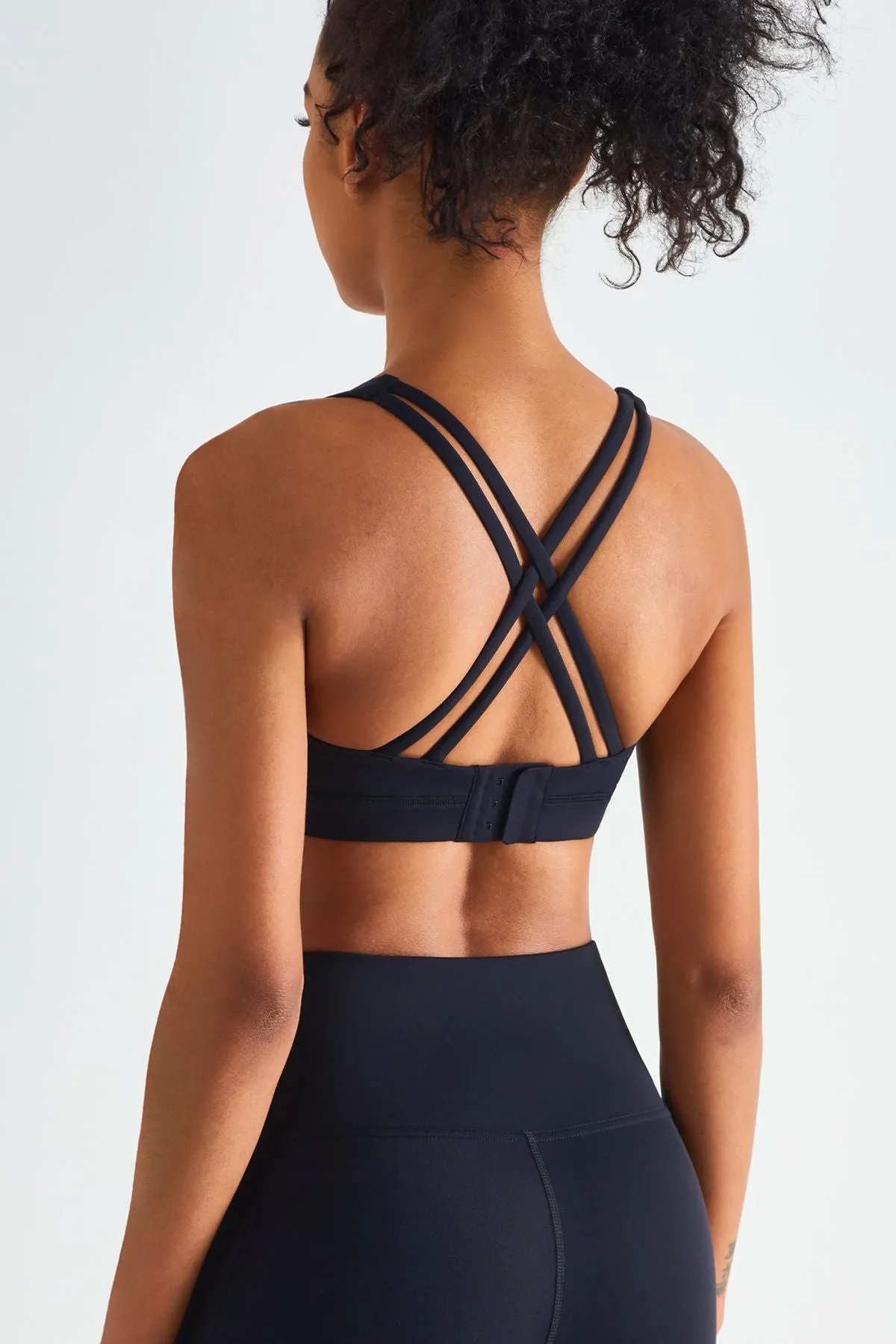 Crisscross Straps Sports Bra