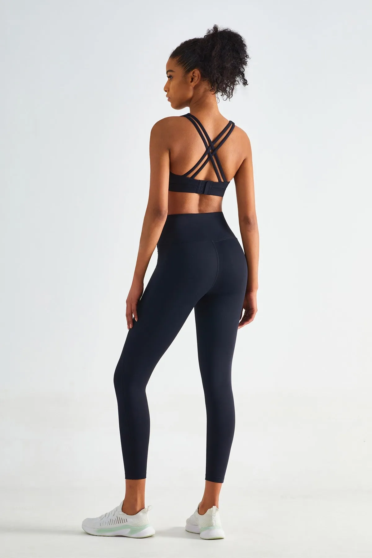 Crisscross Straps Sports Bra