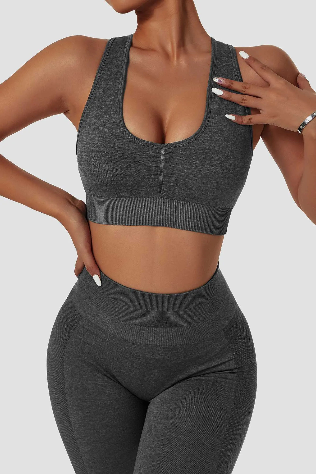 Front Ruching Sports Bra with Cross Back Straps