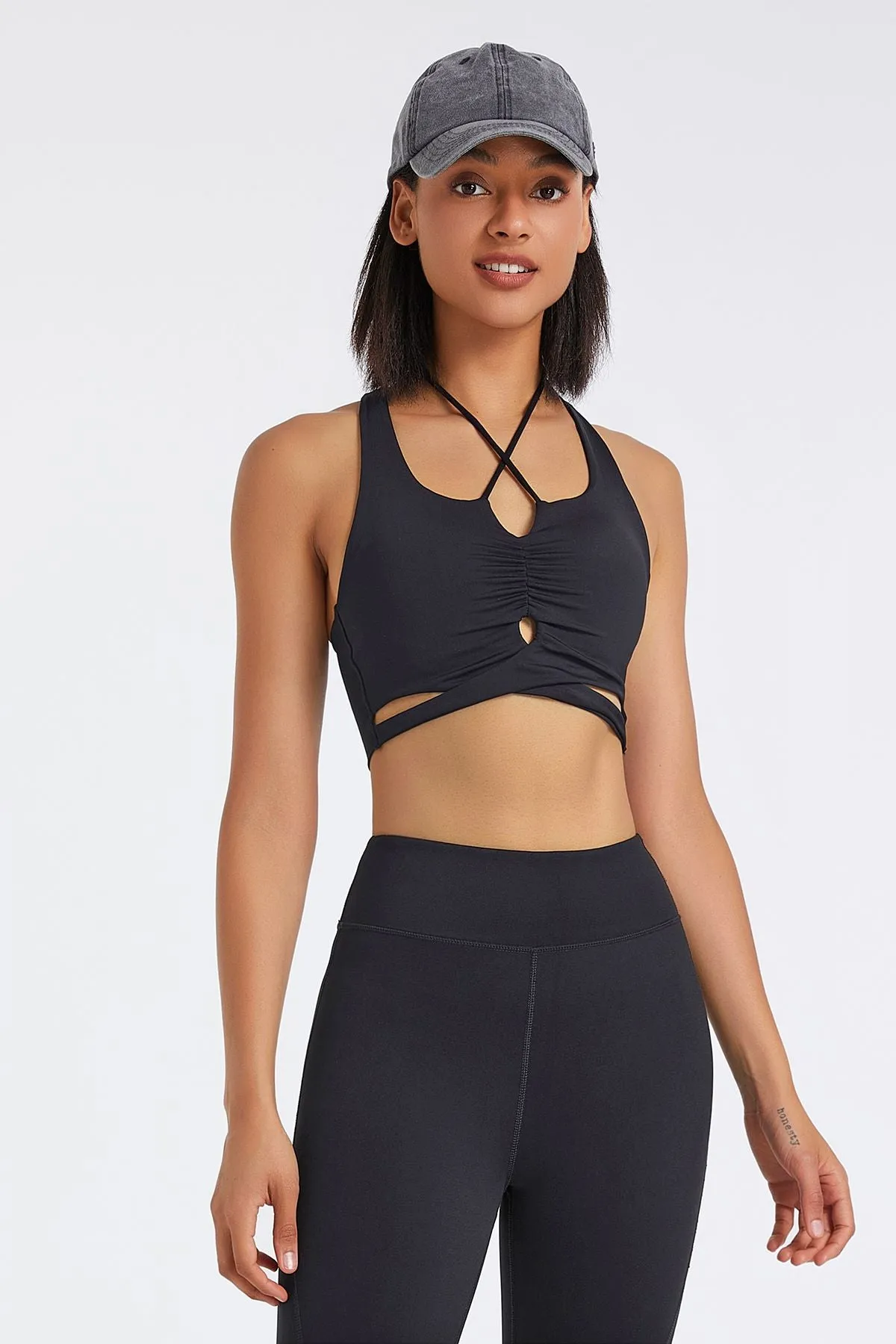 Strappy Halter Neck Crossover Sports Bra